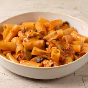 Rigatoni κοτόπουλο Rosso